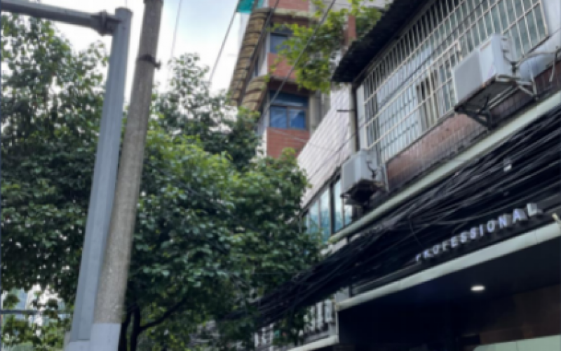 貴陽(yáng)市云巖區(qū)金倉(cāng)路40號(hào)附2號(hào)門面招租(降價(jià))